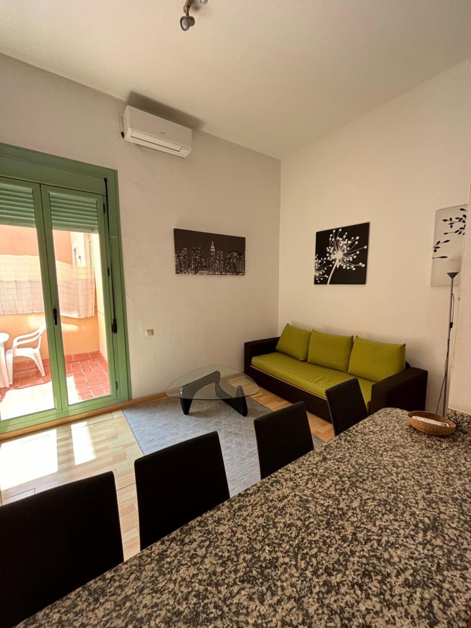 Urban Center Apartments Тарагона Екстериор снимка