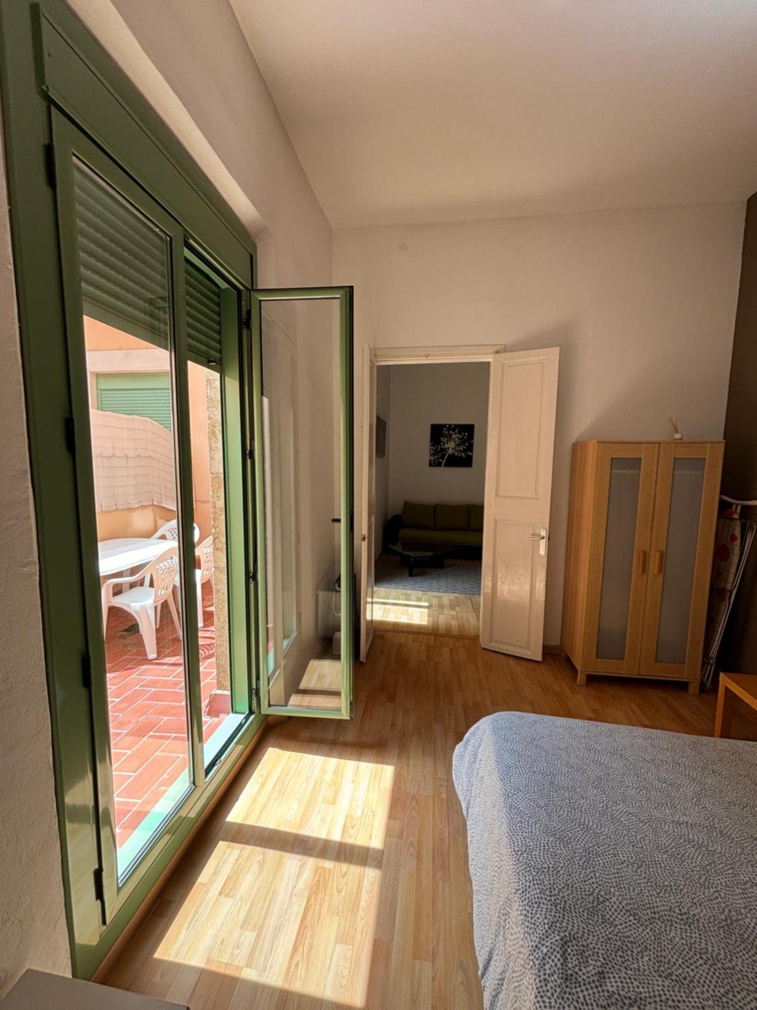 Urban Center Apartments Тарагона Екстериор снимка
