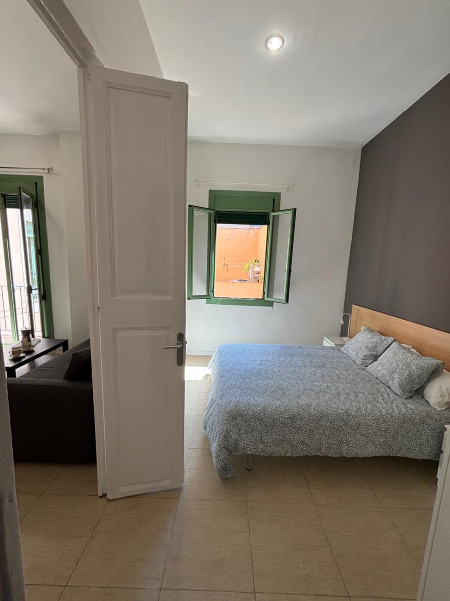 Urban Center Apartments Тарагона Екстериор снимка