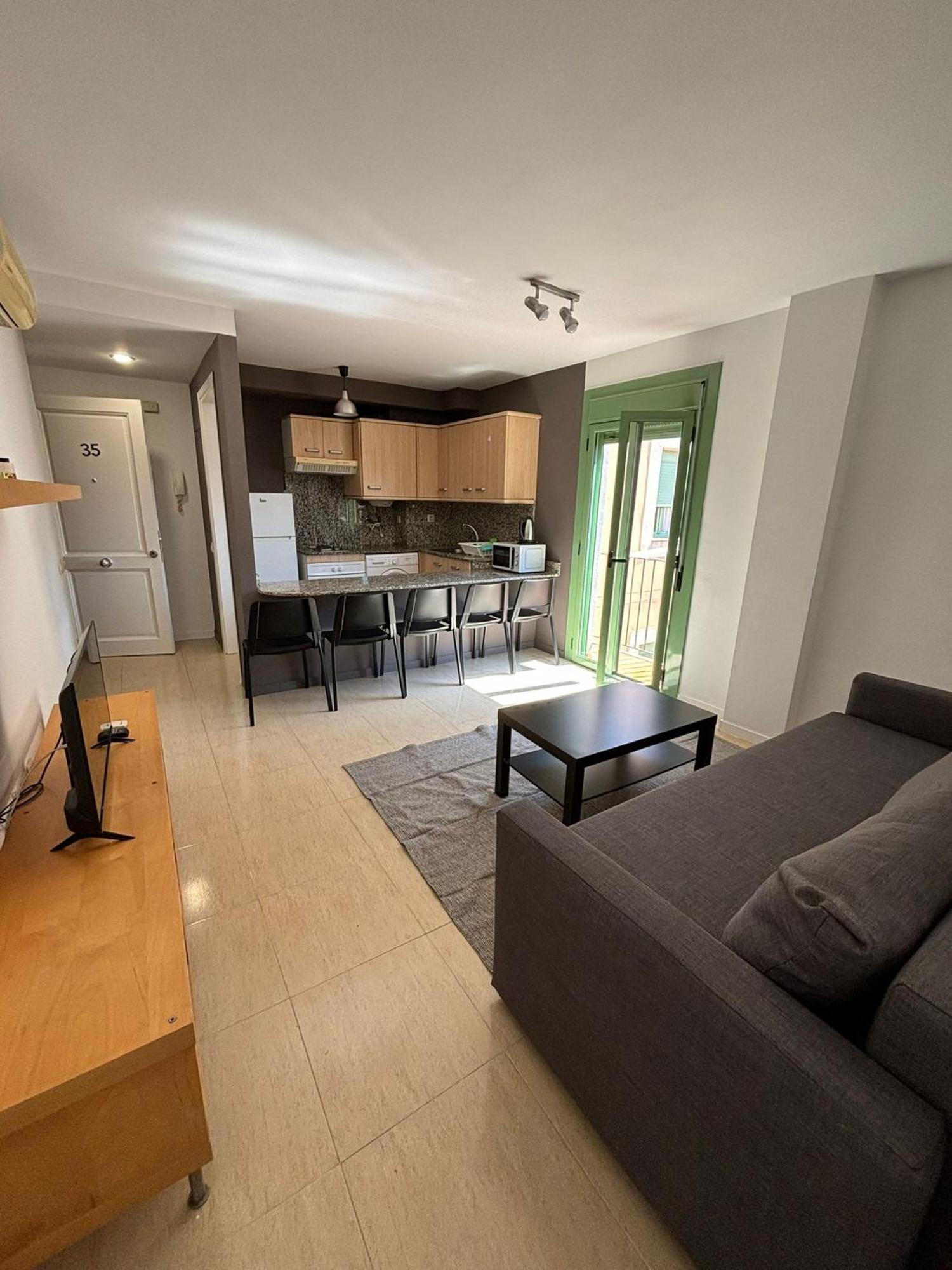 Urban Center Apartments Тарагона Екстериор снимка