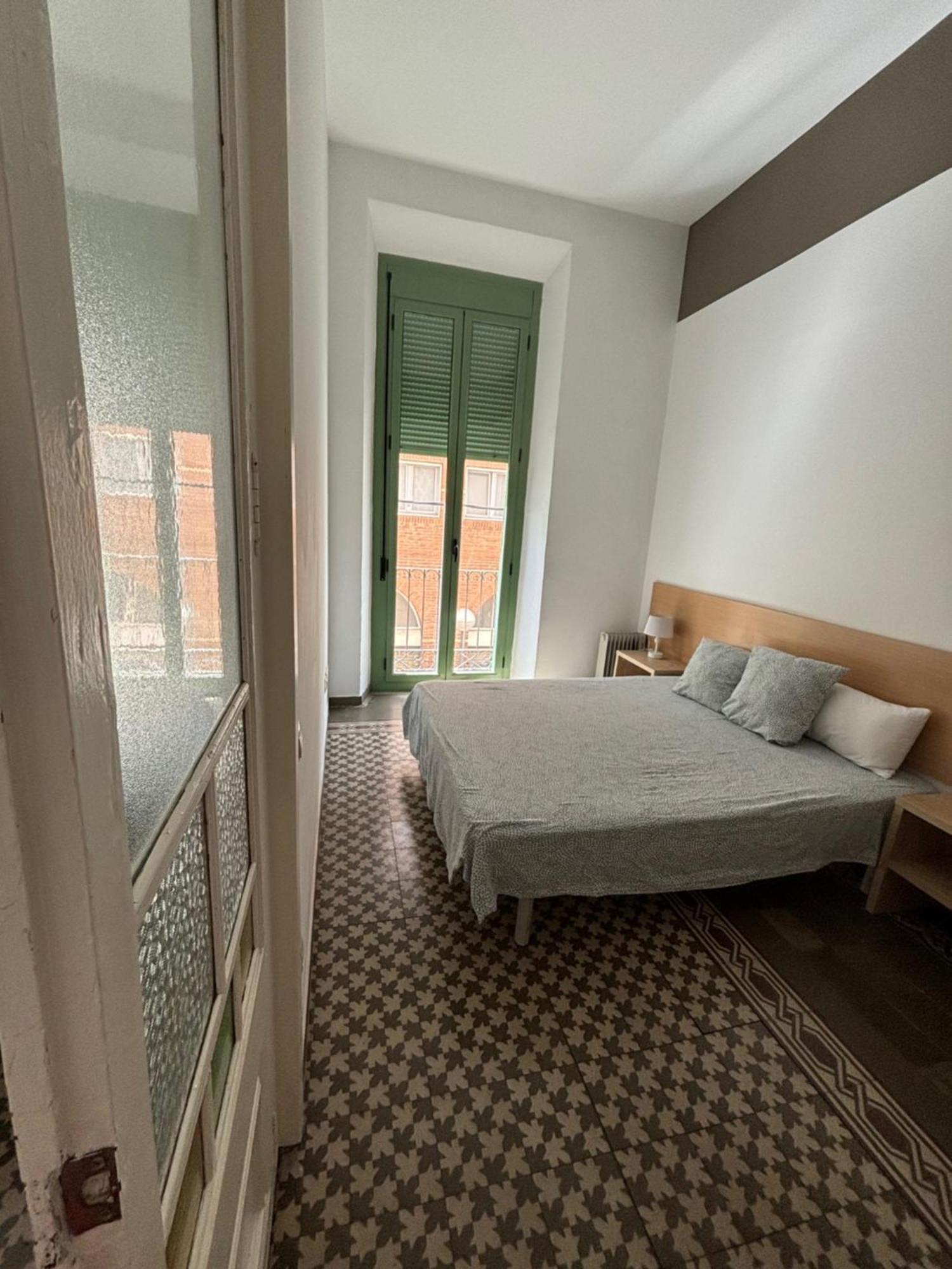 Urban Center Apartments Тарагона Екстериор снимка