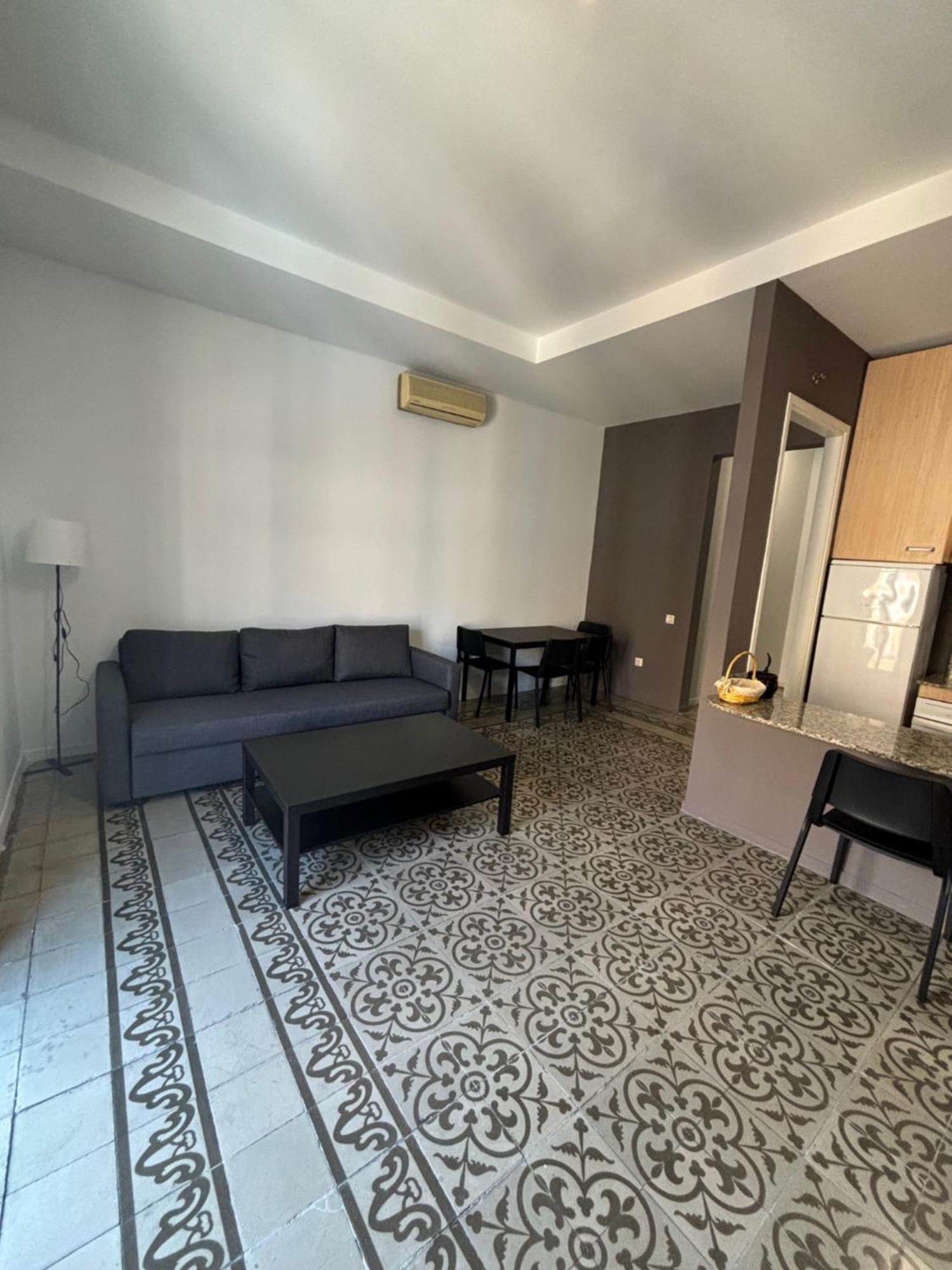 Urban Center Apartments Тарагона Екстериор снимка