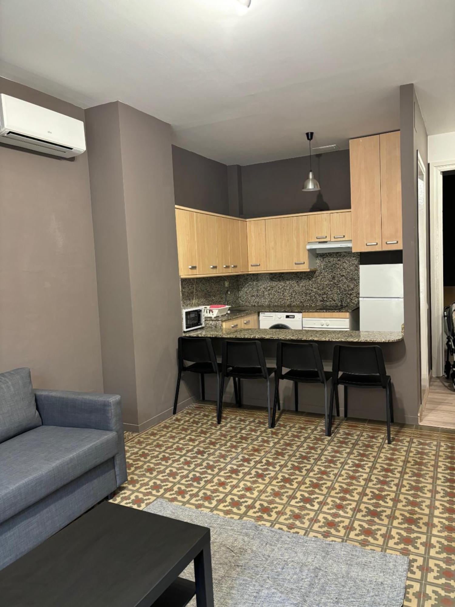 Urban Center Apartments Тарагона Стая снимка