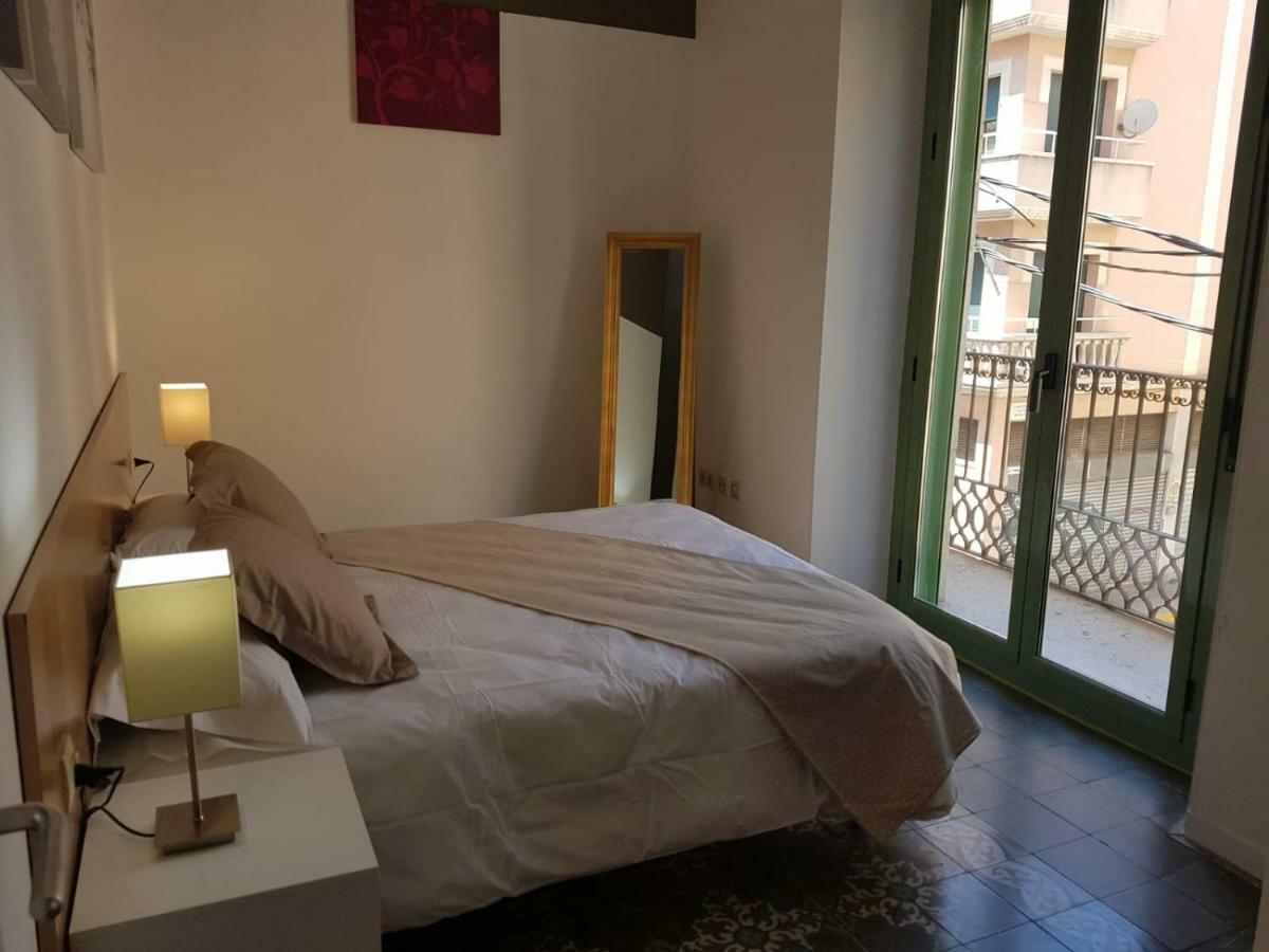 Urban Center Apartments Тарагона Екстериор снимка
