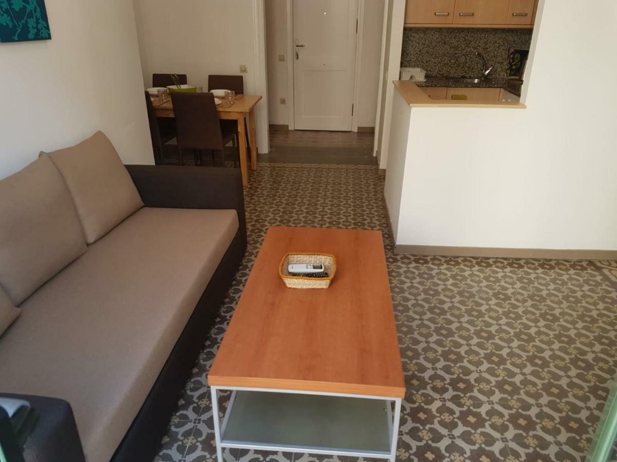 Urban Center Apartments Тарагона Екстериор снимка